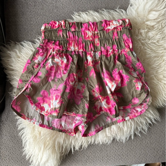 FP Movement Floral Short S - Picture 1 of 4